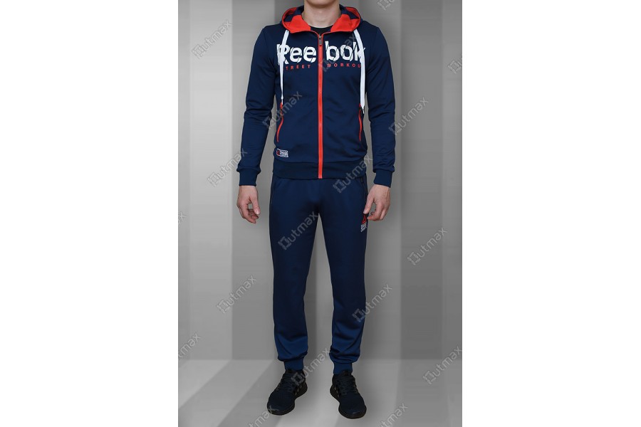 Спортивный костюм