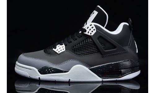 Air Jordan 4 Retro